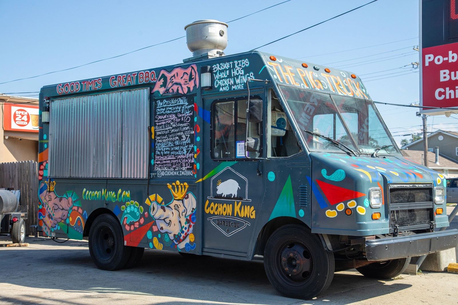 The Pig Truck, painted with pigs and the Cochon King logo